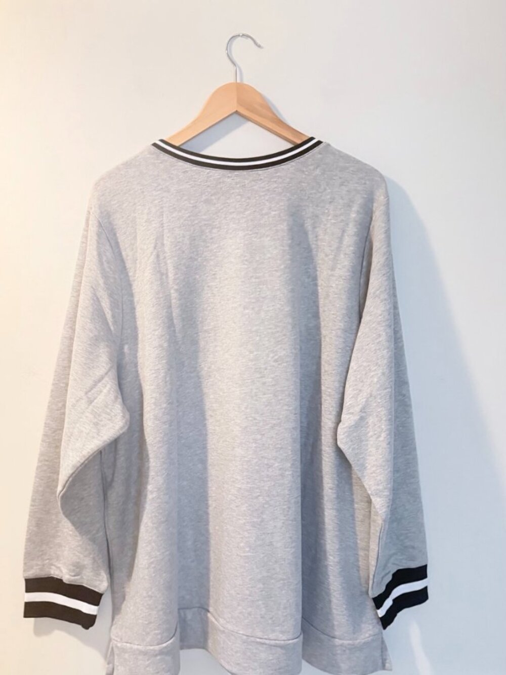 Lane Bryant 26/28 Touch Down Grey Varsity Sweatshirt NWT - Picture 2 of 3